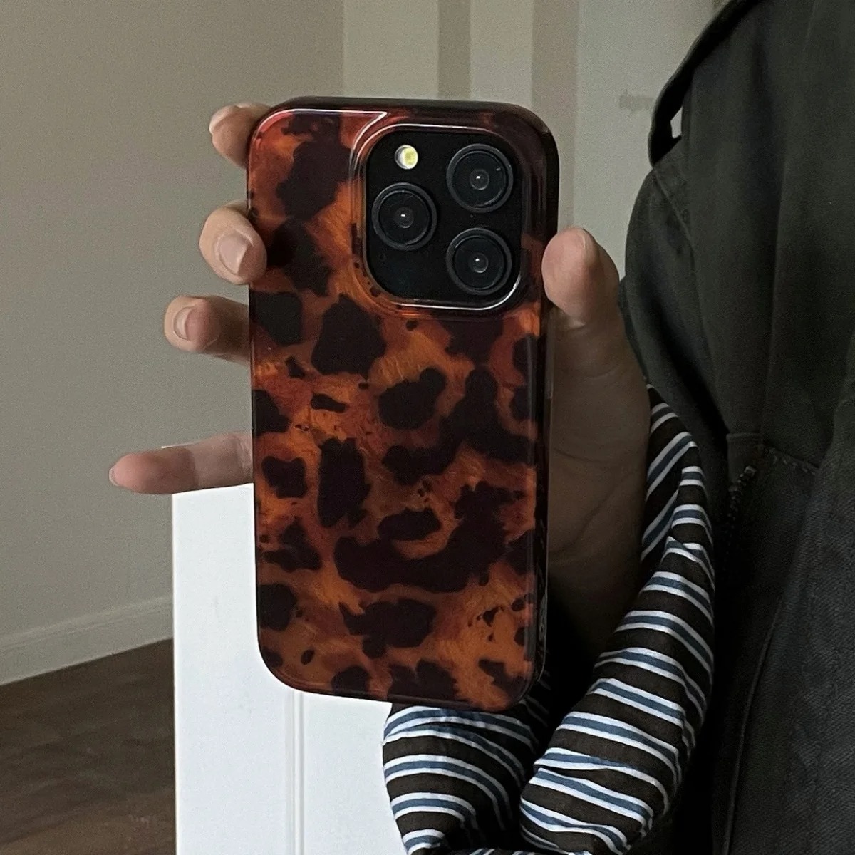 Retro Amber Texture Laser Phon - Phone Cases Xs Max review and price